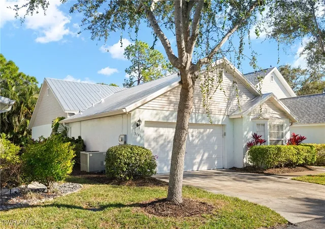 Photo 3 of Single family home for sale at 3141 Carriage Cir, Naples, FL 34105 | MLS# 226003531 | Listing updated on 2026-03-01