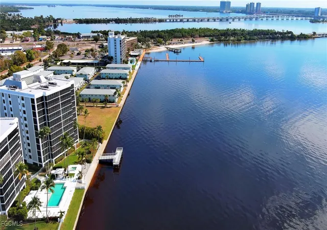 Listing Photo 2 - Condo for sale in building located at 3350 N Key Dr, NORTH FORT MYERS, FL 33903 - Unit #504