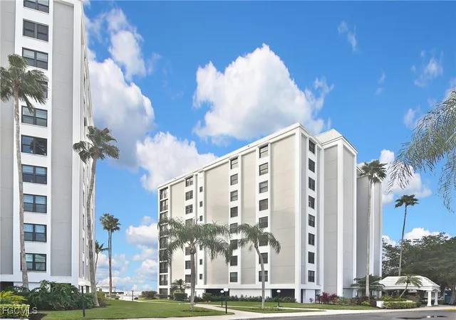 2nd image of 3350 N Key Dr, NORTH FORT MYERS, FL 33903