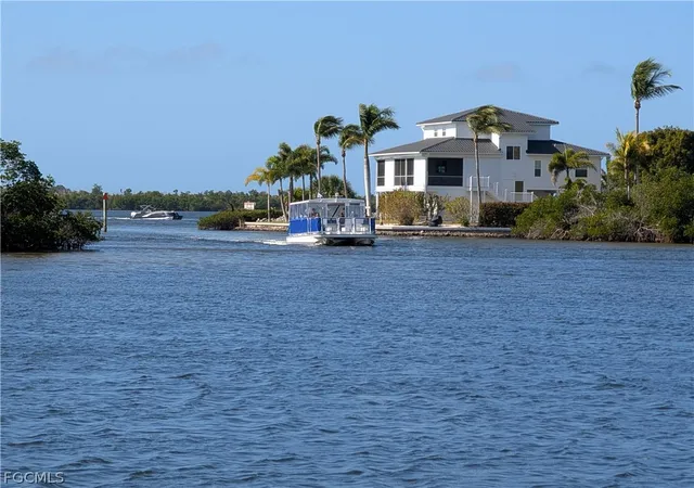 2nd image of 16641 Stringfellow Rd, Bokeelia, FL 33922
