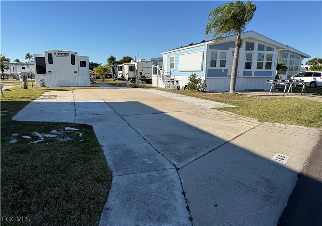 Photo 3 of Land for sale at 19681 Summerlin #186 Rd, Fort Myers, FL 33908 | MLS# 2026004753 | Listing updated on 2026-05-12