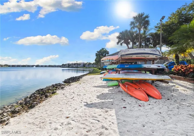 2nd image of 2571 Citrus Lake Dr, Naples, FL 34109