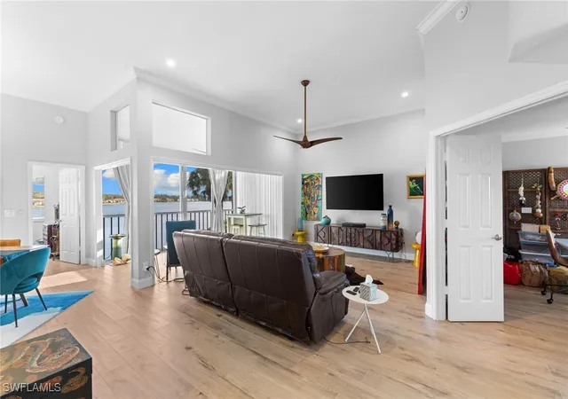 5th image of 2571 Citrus Lake Dr, Naples, FL 34109