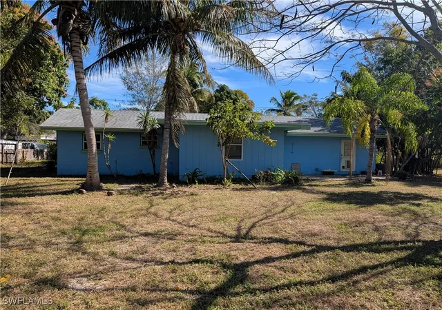 Photo 2 of Single family home for sale at 2416 Andrew Dr, Naples, FL 34112 | MLS# 226001797 | Listing updated on 2026-01-28
