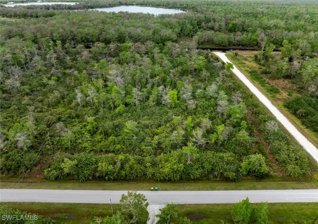 Photo 4 of Sale Pending at 47Th Ave Nw And Wilson Blvd, Naples, FL 34120 | MLS# 226004550 | Listing updated on 2026-01-28