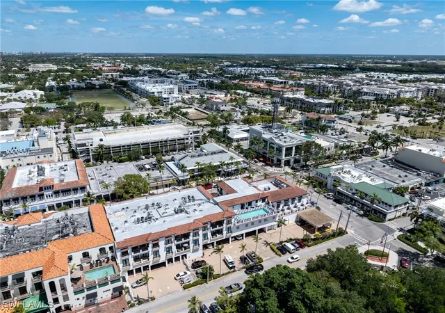 38th image of 72 7th St S #206, Naples, FL 34102 | MLS# 226003580