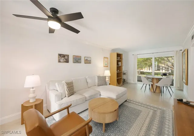 4th image of 72 7Th St S, Naples, FL 34102