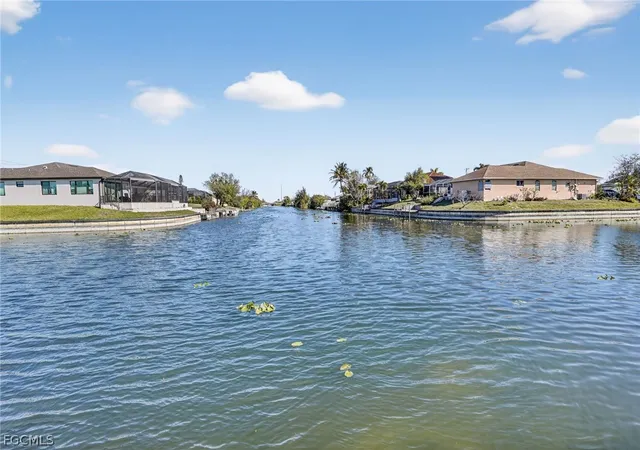 3rd image of 309 Nw 5Th Ter, Cape Coral, FL 33993 | MLS# 2026005038