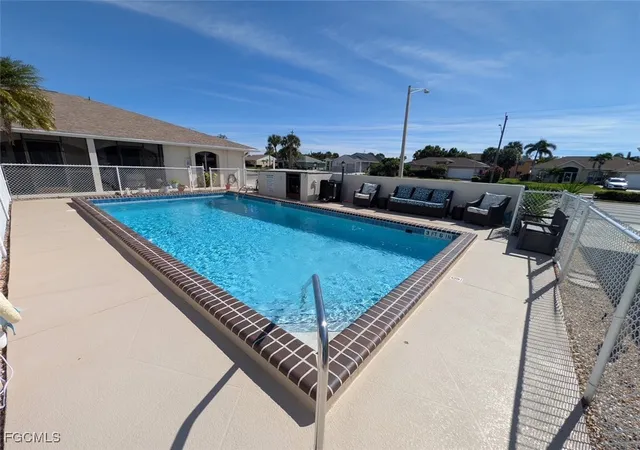 4th image of 1111 Cape Coral Pkwy W, Cape Coral, FL 33914