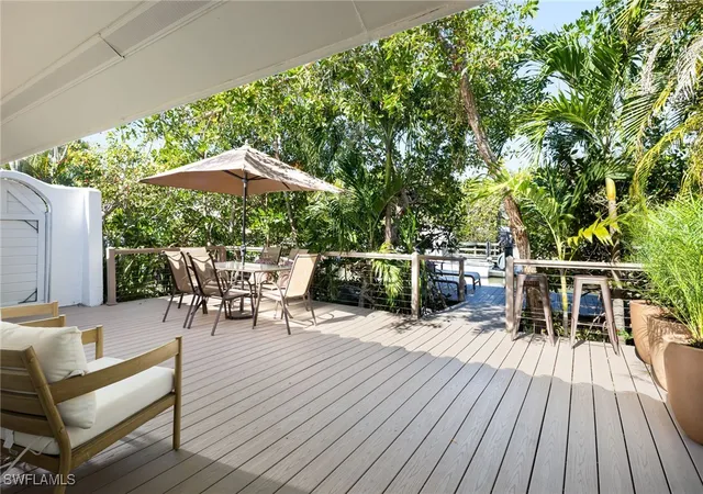 Photo 1 of Condo for sale at 1595 Curlew Ave #4, Naples, FL 34102 | MLS# 226004747 | Listing updated on 2026-06-30