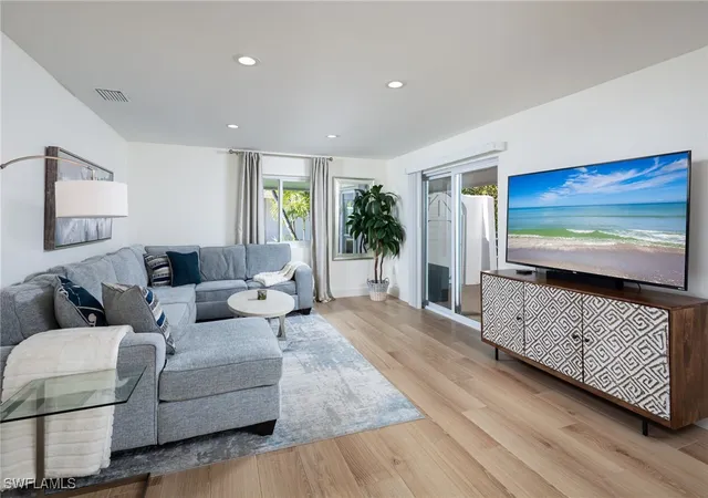 Photo 3 of Condo for sale at 1595 Curlew Ave #4, Naples, FL 34102 | MLS# 226004747 | Listing updated on 2026-06-30