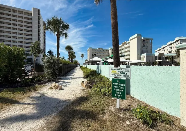 3rd image of 4511 Bay Bch Ln, Fort Myers Beach, FL 33931