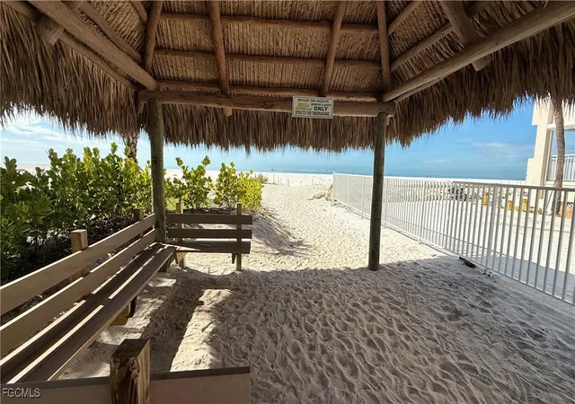 2nd image of 4511 Bay Bch Ln, Fort Myers Beach, FL 33931