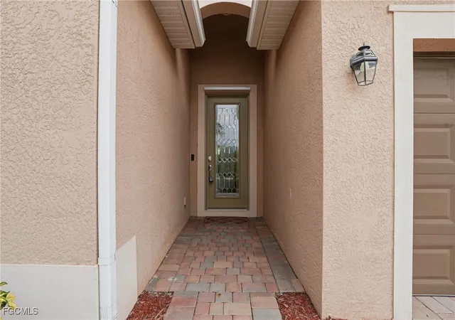 3rd image of 4025 E Hampton Cir, Alva, FL 33920 | MLS# 2026005189