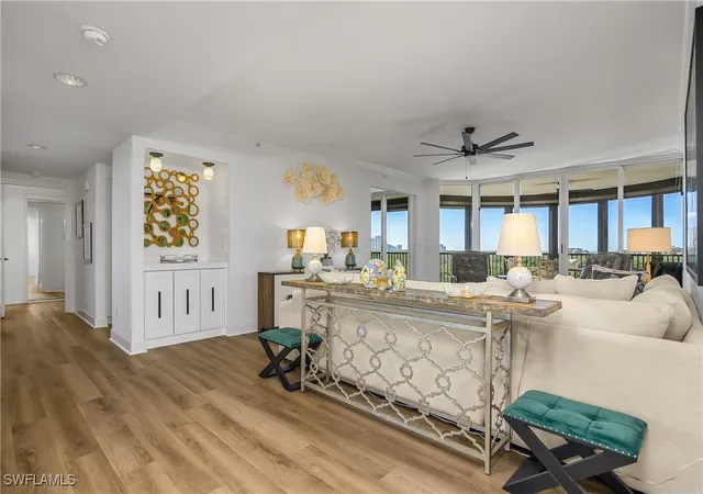 Homes for sale in Naples, FL | 8990 Bay Colony Dr, Naples, FL 34108