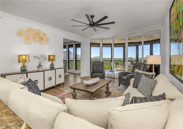 Homes for sale in Naples, FL | 8990 Bay Colony Dr, Naples, FL 34108