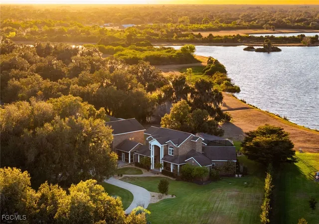 2nd image of 4013 Oak Haven Dr, Labelle, FL 33935 | MLS# 2026005235