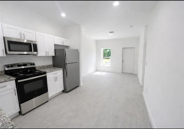 5th image of 3121 24Th St Sw, Lehigh Acres, FL 33976 | MLS# 2026005267