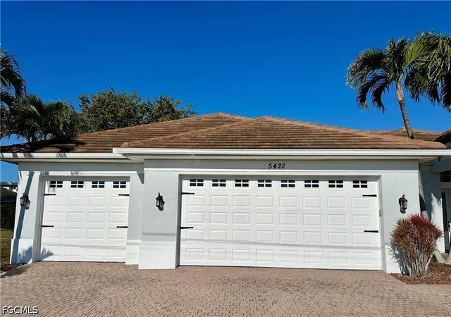 Homes for sale in Cape Coral, FL | 5422 Sw 20th Ave, Cape Coral, FL 33914 | MLS# 2026005287
