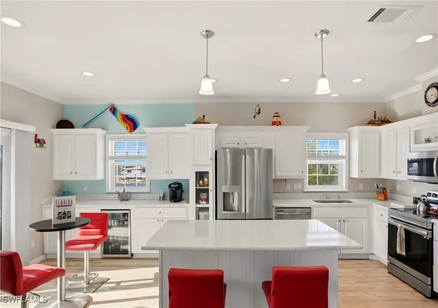 4th image of 35 Emily Ln, Fort Myers Beach, FL 33931 | MLS# 226004666