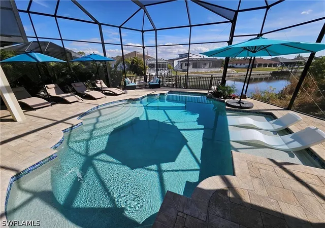 4th image of 4014 Jacaranda Pkwy W, Cape Coral, FL 33993 | MLS# 226004948
