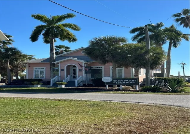 2nd image of 202 Broadway Ave E, Everglades City, FL 34139