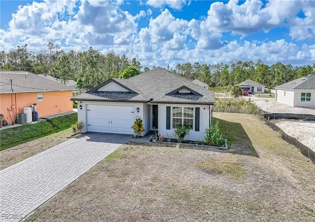 Photo 2 of Single family home for sale at 1923 Kester Ave, Lehigh Acres, FL 33972 | MLS# 2026005463 | Listing updated on 2026-04-13