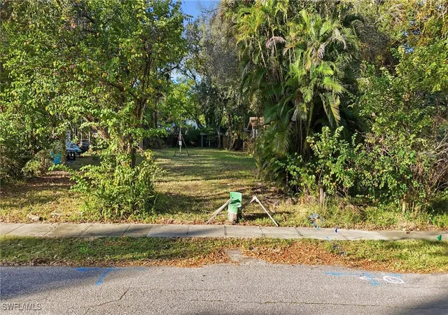 Photo 2 of Land for sale at 228 Delray Ave, Fort Myers, FL 33905 | MLS# 225085256 | Listing updated on 2026-01-31