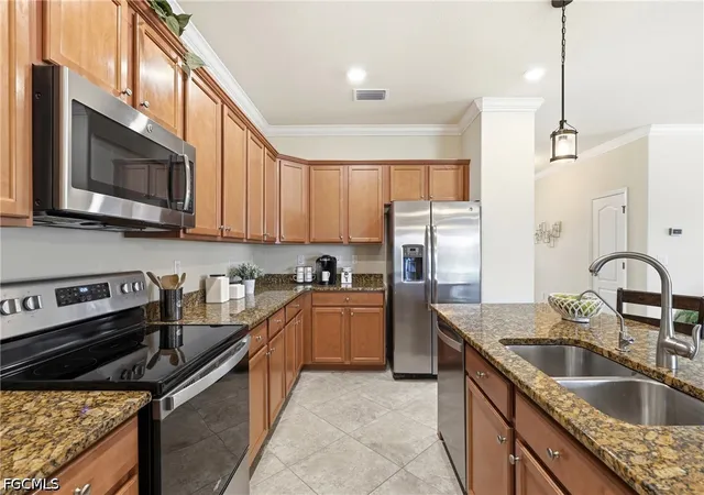 4th image of 10976 Cherry Laurel Dr, Fort Myers, FL 33912 | MLS# 2026005480