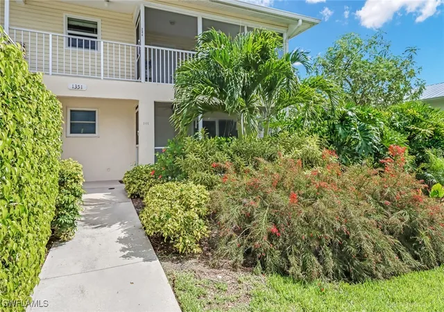 3rd image of 1351 Curlew Ave, Naples, FL 34102