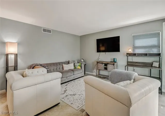 5th image of 1351 Curlew Ave, Naples, FL 34102