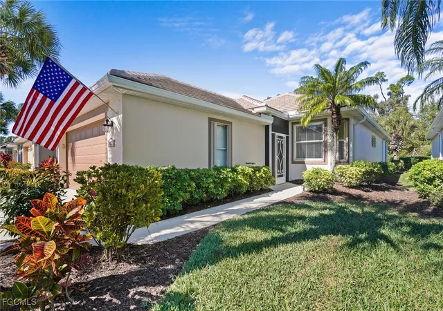 Photo 2 of Single family home for sale at 8103 Woodridge Pointe Dr, Fort Myers, FL 33912 | MLS# 2026005597 | Listing updated on 2026-07-02