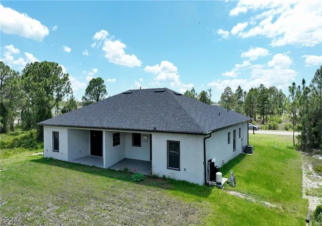 4th image of 857/859 Eisenhower Blvd, Lehigh Acres, FL 33974