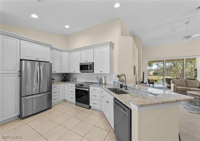 Listing Photo 5 - Condo for sale in building located at 10127 Colonial Country Clb Blvd, Fort Myers, FL 33913 - Unit #1603