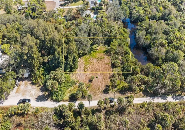 2nd image of 16920 Pelican Wy, North Fort Myers, FL 33917 | MLS# 2026006059