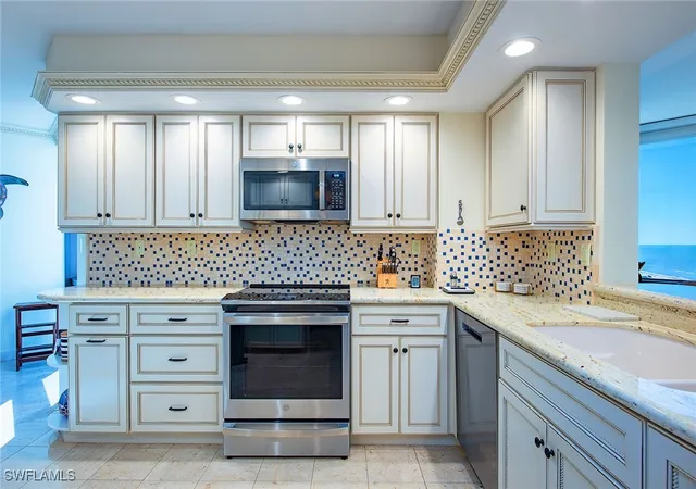 5th image of 4751 Gulf Shore Blvd N #PH8, Naples, FL 34103 | MLS# 226005493