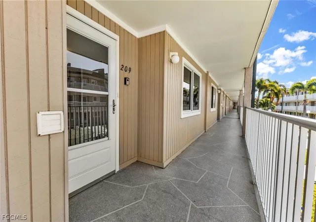 3rd image of 150 Harborside Ave #209, Punta Gorda, FL 33950 | MLS# 2026006247