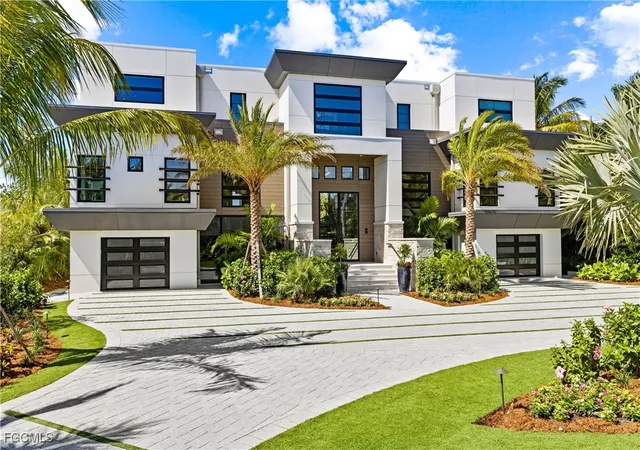 3rd image of 16950 Captiva Dr, Captiva, FL 33924 | MLS# 2026006271