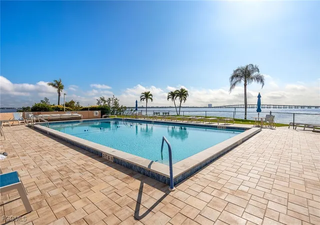 4th image of 4260 Se 20Th Pl #502, Cape Coral, FL 33904 | MLS# 2026006291