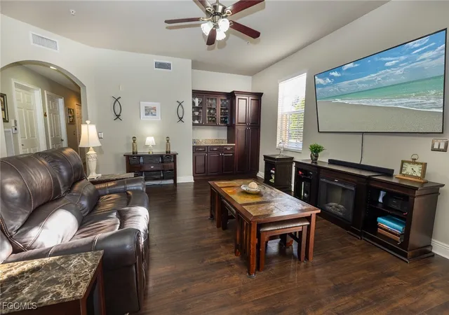 2nd image of 1520 Sw 50th St #102, Cape Coral, FL 33914 | MLS# 2026006302