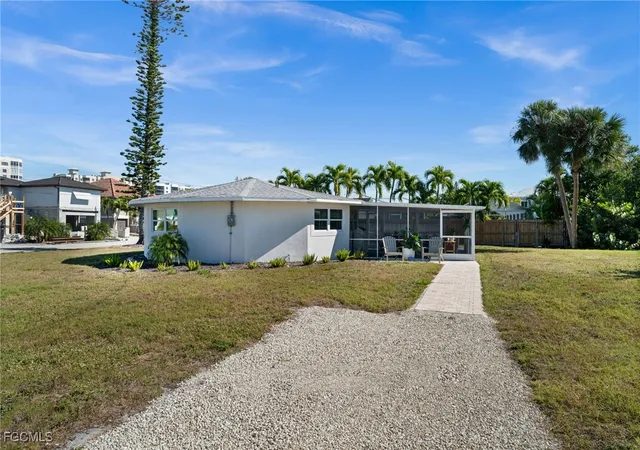 Homes for sale in Fort Myers Beach, FL | 190 Tarpon Rd, Fort Myers Beach, FL 33931 | MLS# 2026006380