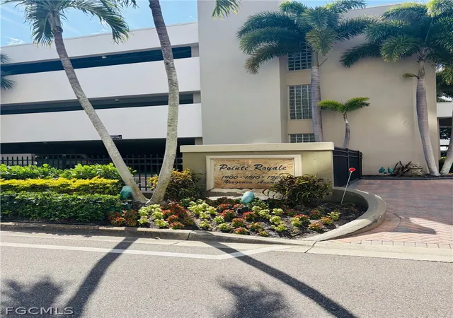 3rd image of 1910 Virginia Ave, Fort Myers, FL 33901