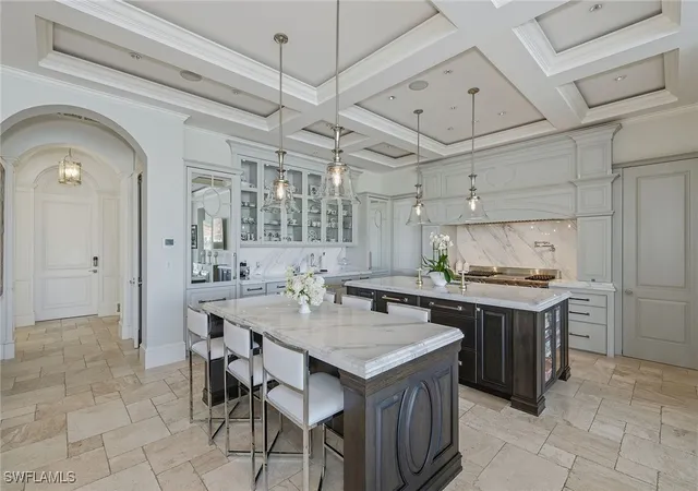 5th image of 3125 Leeward Ln, Naples, FL 34103 | MLS# 226005463