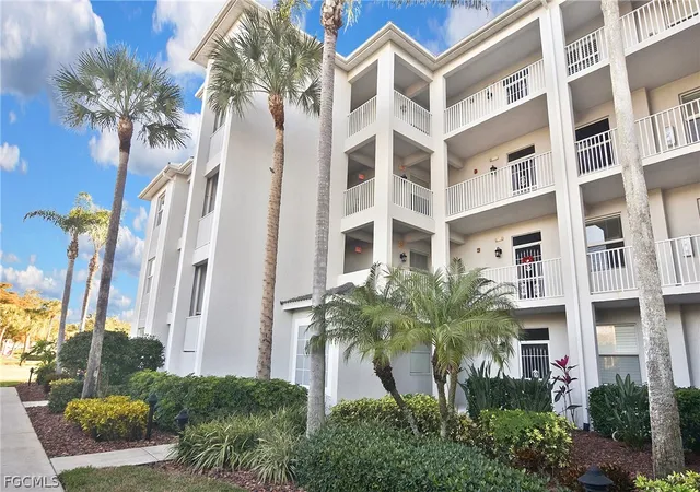 50th image of 10361 Butterfly Palm Dr #723, Fort Myers, FL 33966 | MLS# 2026006513