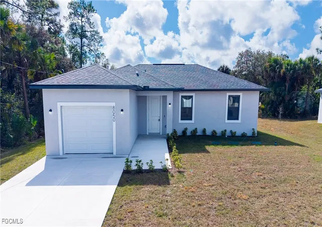 1st image of 8050 Sherwood Cir, Labelle, FL 33935 | MLS# 2026006557