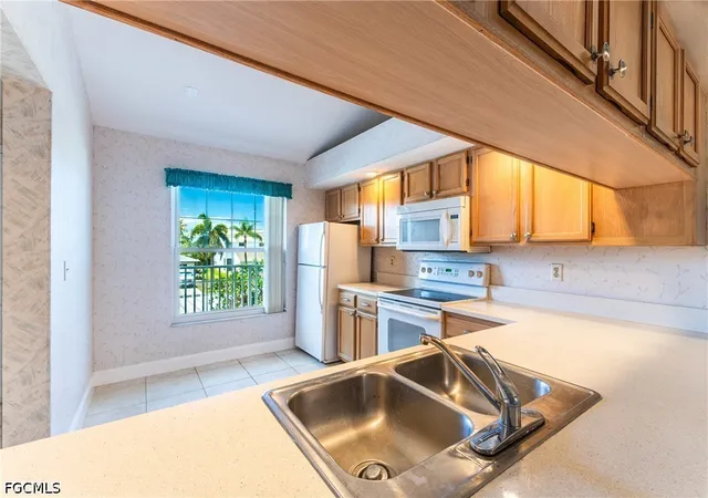 4th image of 1427 Sw 47Th Ter, Cape Coral, FL 33914