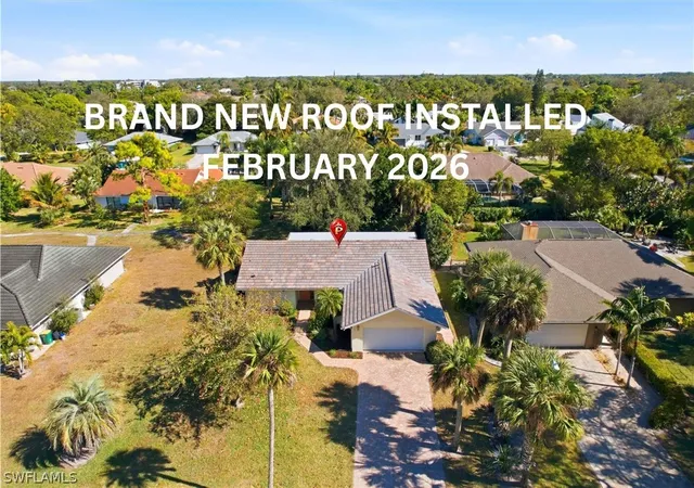 Photo 4 of Single family home for sale at 142 Old Tamiami Trl, Naples, FL 34110 | MLS# 226005827 | Listing updated on 2026-08-02