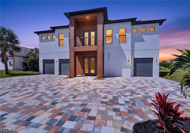 Photo 2 of Single family home for sale at 20810 Park Pl, Estero, FL 33928 | MLS# 2026006770 | Listing updated on 2026-10-03