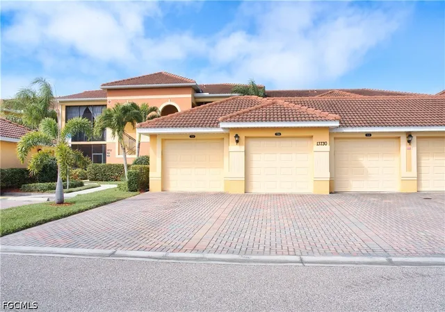 3rd image of 13730 Julias Wy, Fort Myers, FL 33919