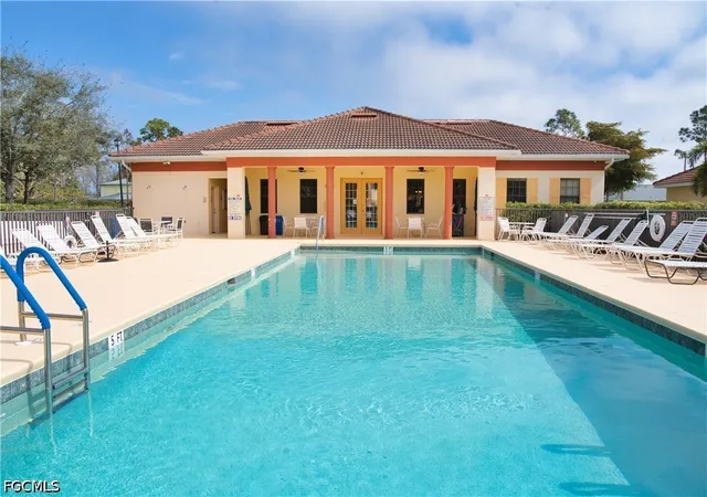4th image of 13730 Julias Wy, Fort Myers, FL 33919
